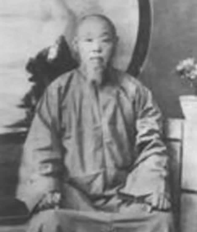 李洛能